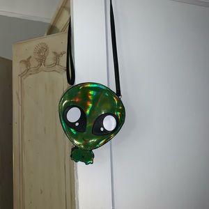 Small alien bag